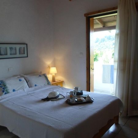 Bozelia Apartments Toroni Exterior photo